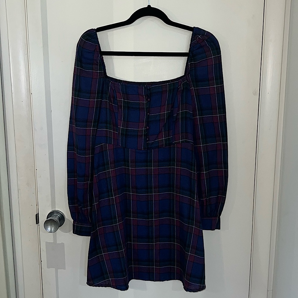 Women’s plaid dress size 8